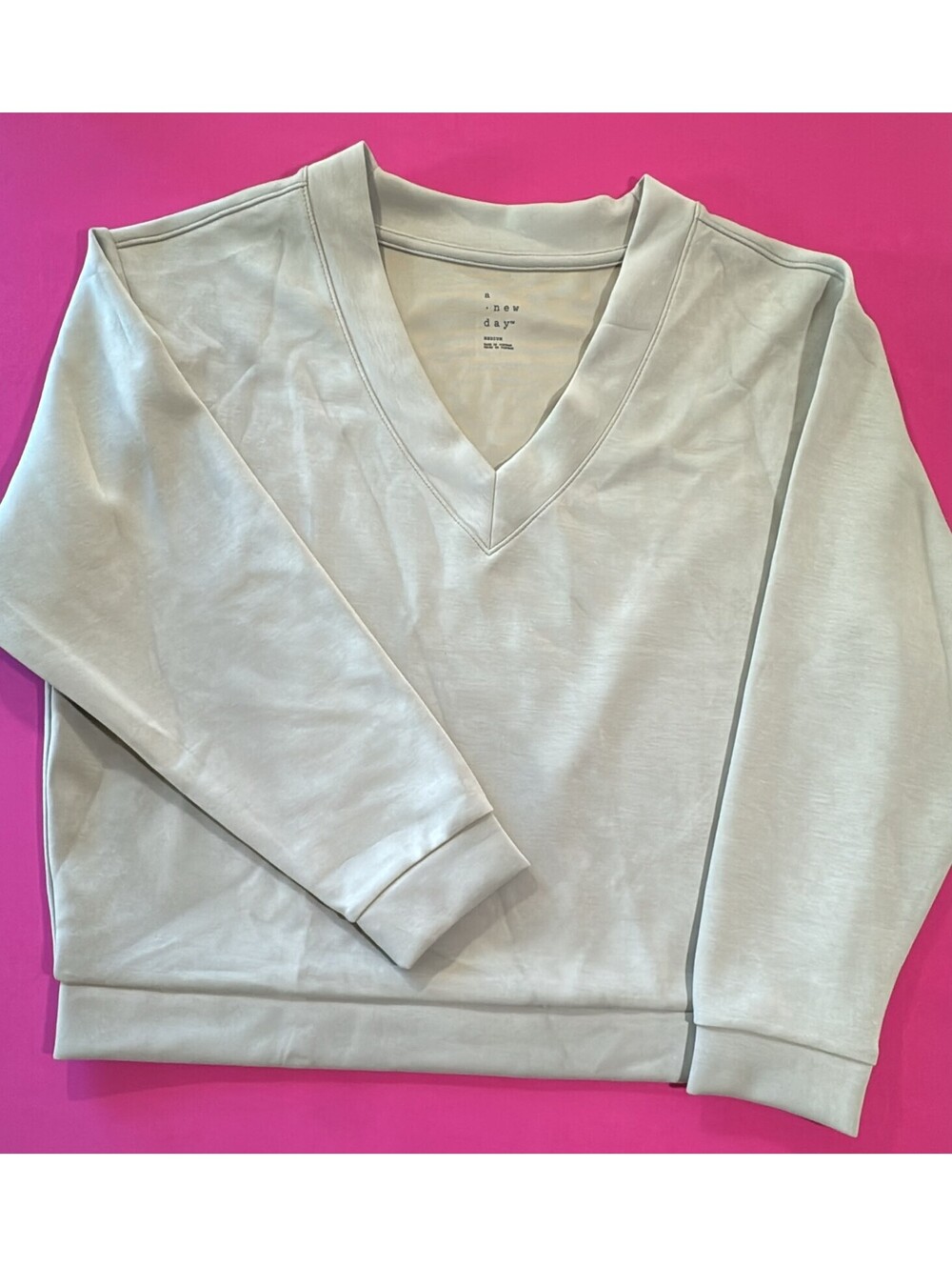 A New Day Light Green V‑Neck Sweatshirt Size M – Soft Cotton Blend Pullover